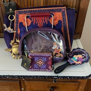 Her universe  Aladdin purse makeup bag set coin purse keychain mirror brush